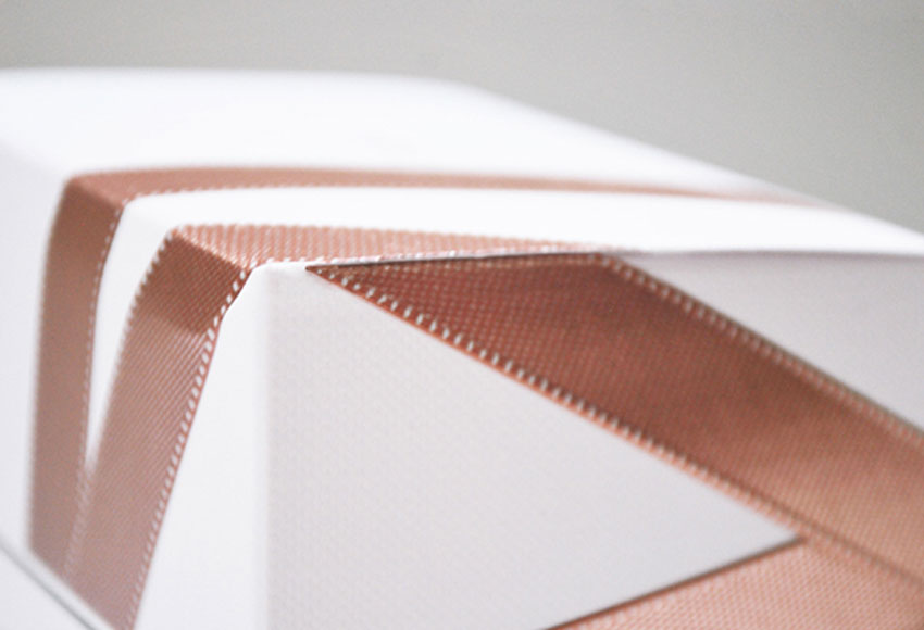 Nina Ricci - Perfume Mademoiselle Ricci